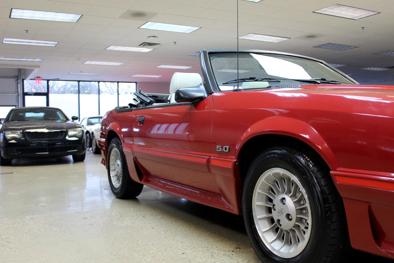Used 1987 Ford Mustang GT image 18