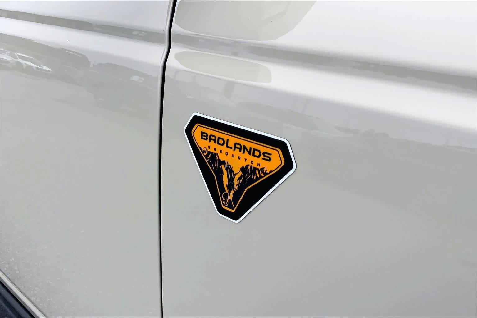 Certified 2025 Ford Bronco Badlands AWD/4WD image 10