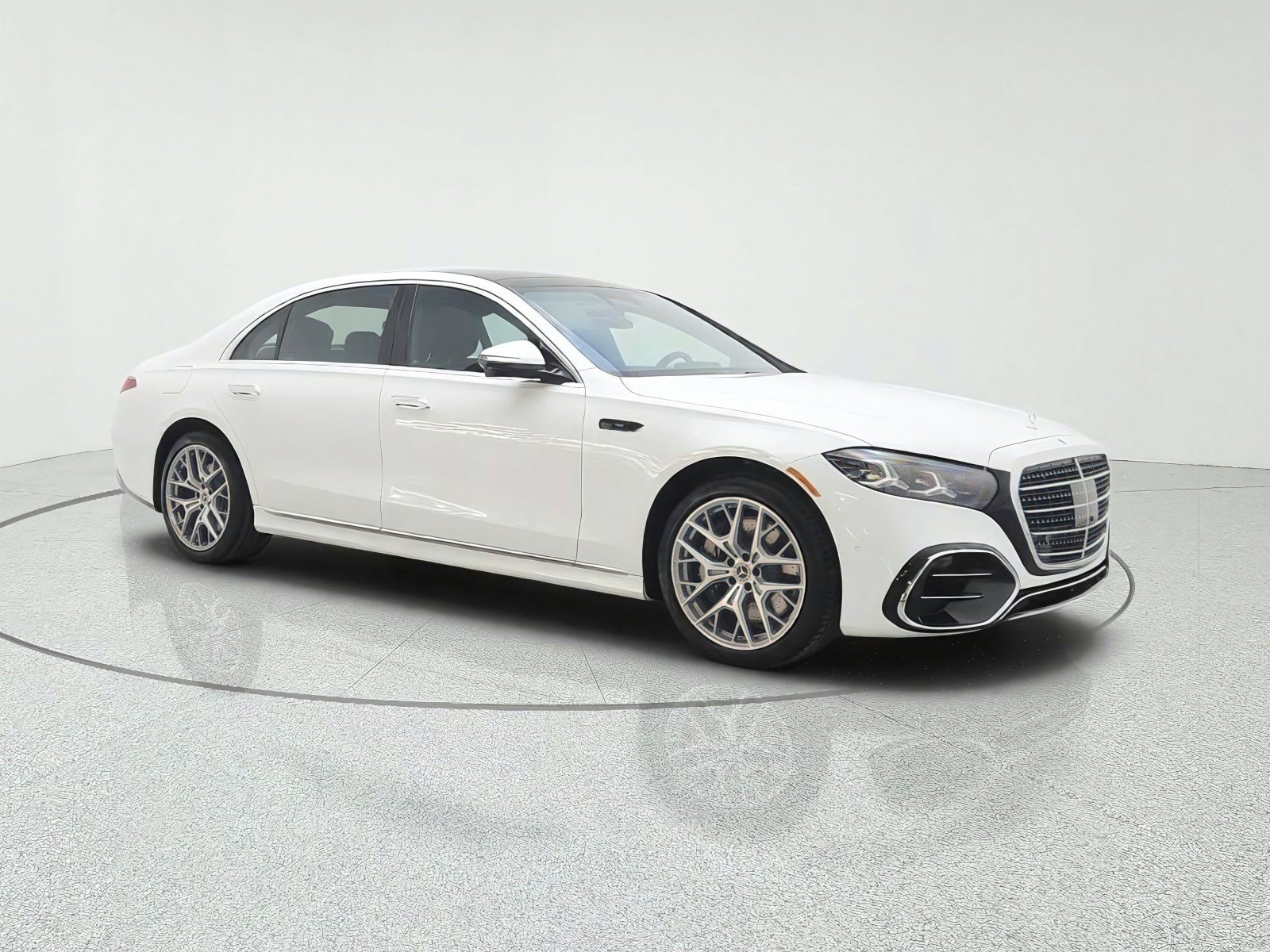 New 2027 Mercedes-Benz S 580 4MATIC Sedan image 3