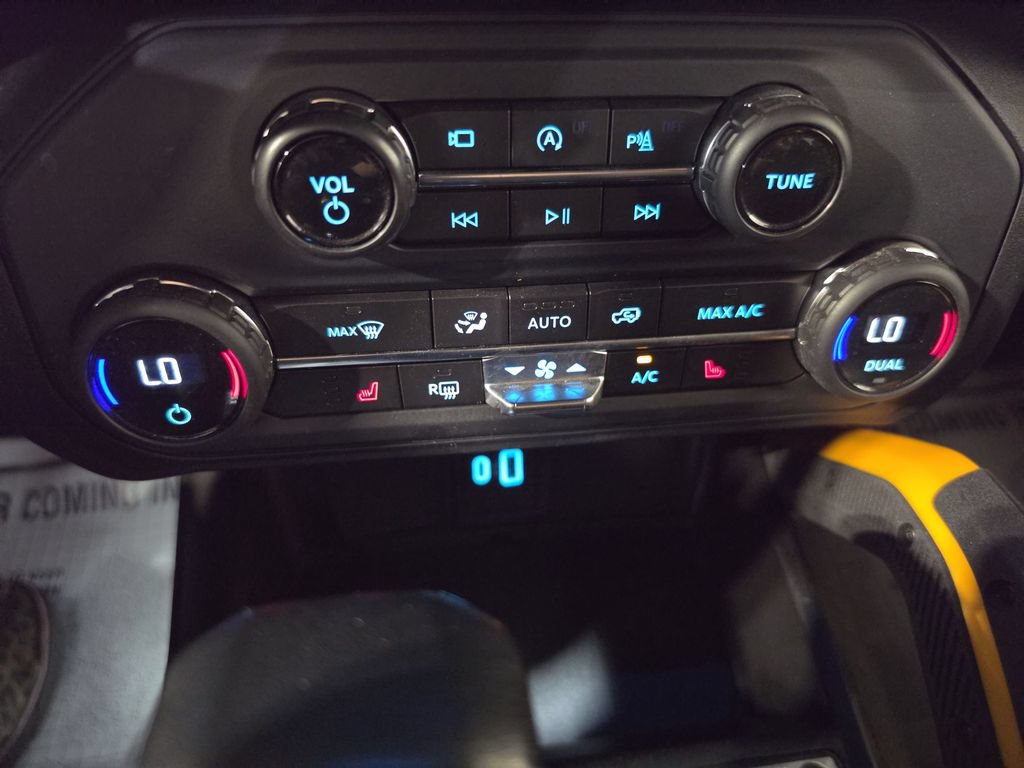 Used 2021 Ford Bronco Badlands AWD/4WD image 16