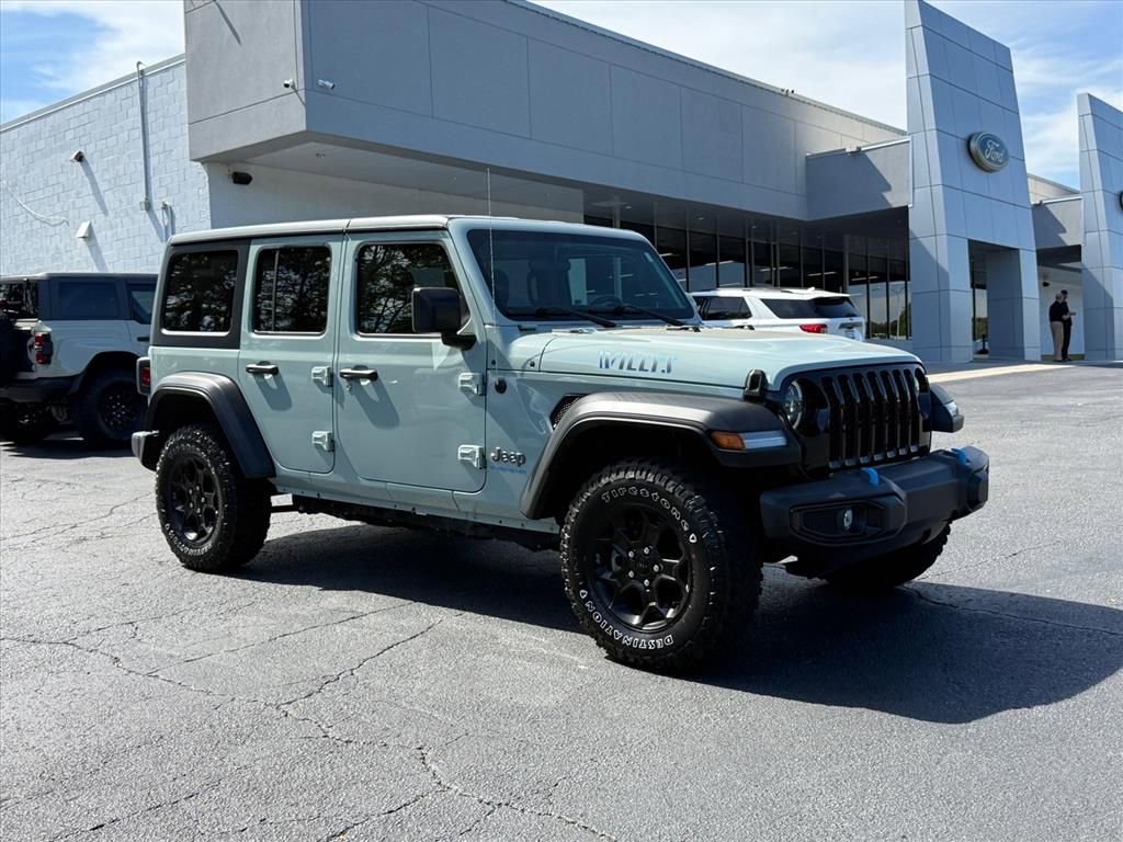 Used 2023 Jeep Wrangler Unlimited w/ Convenience Group AWD/4WD image 2