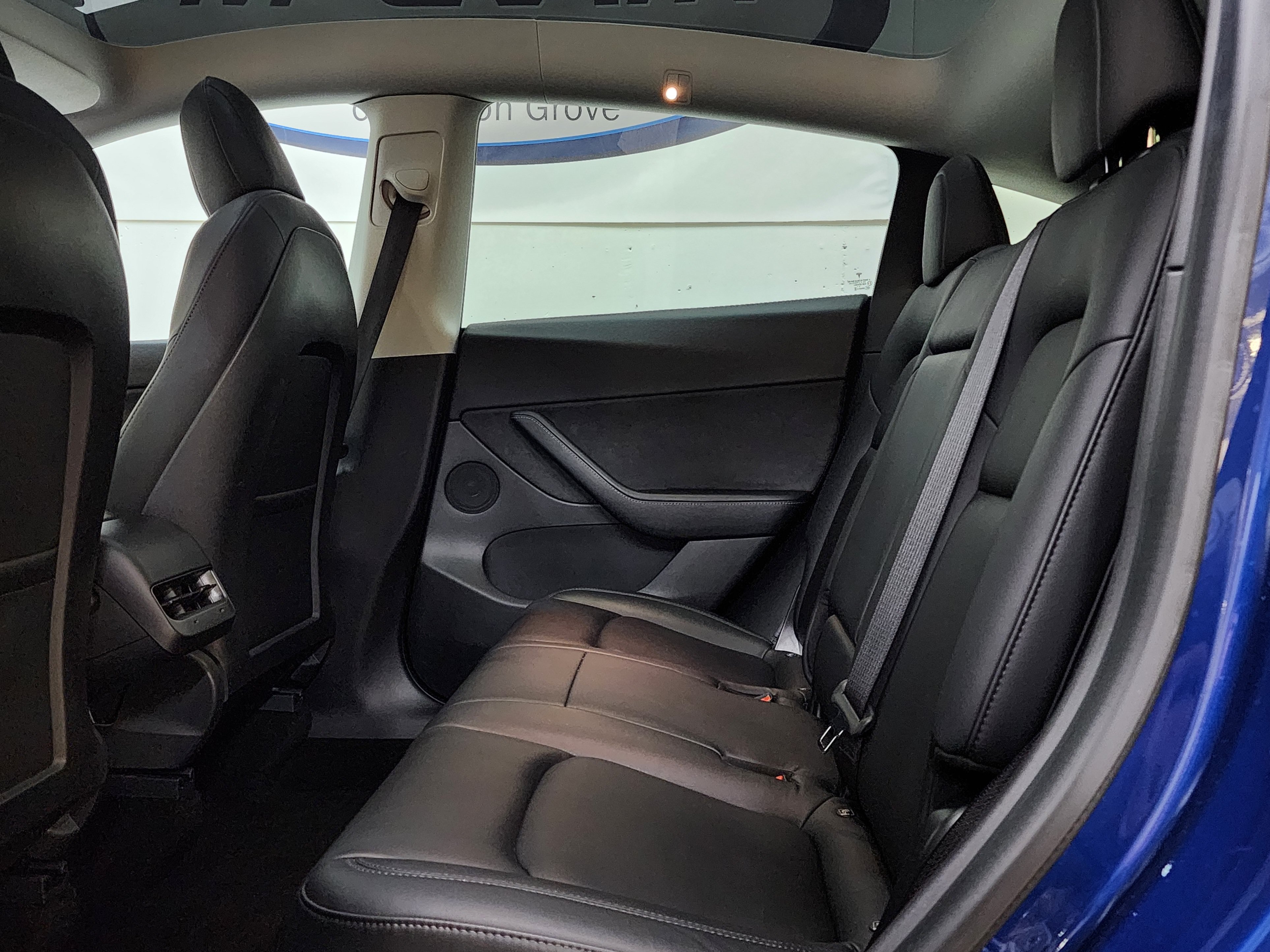 Used 2021 Tesla Model Y Long Range AWD/4WD image 17