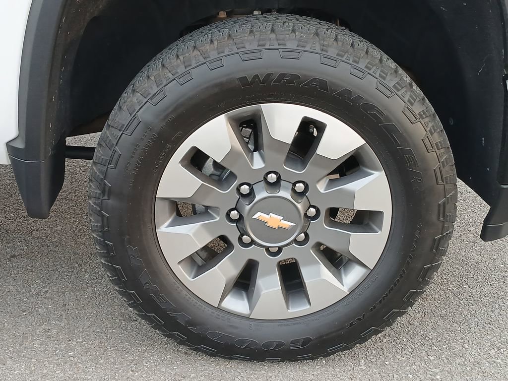Certified 2025 Chevrolet Silverado 2500 Custom w/ Custom Convenience Package image 34