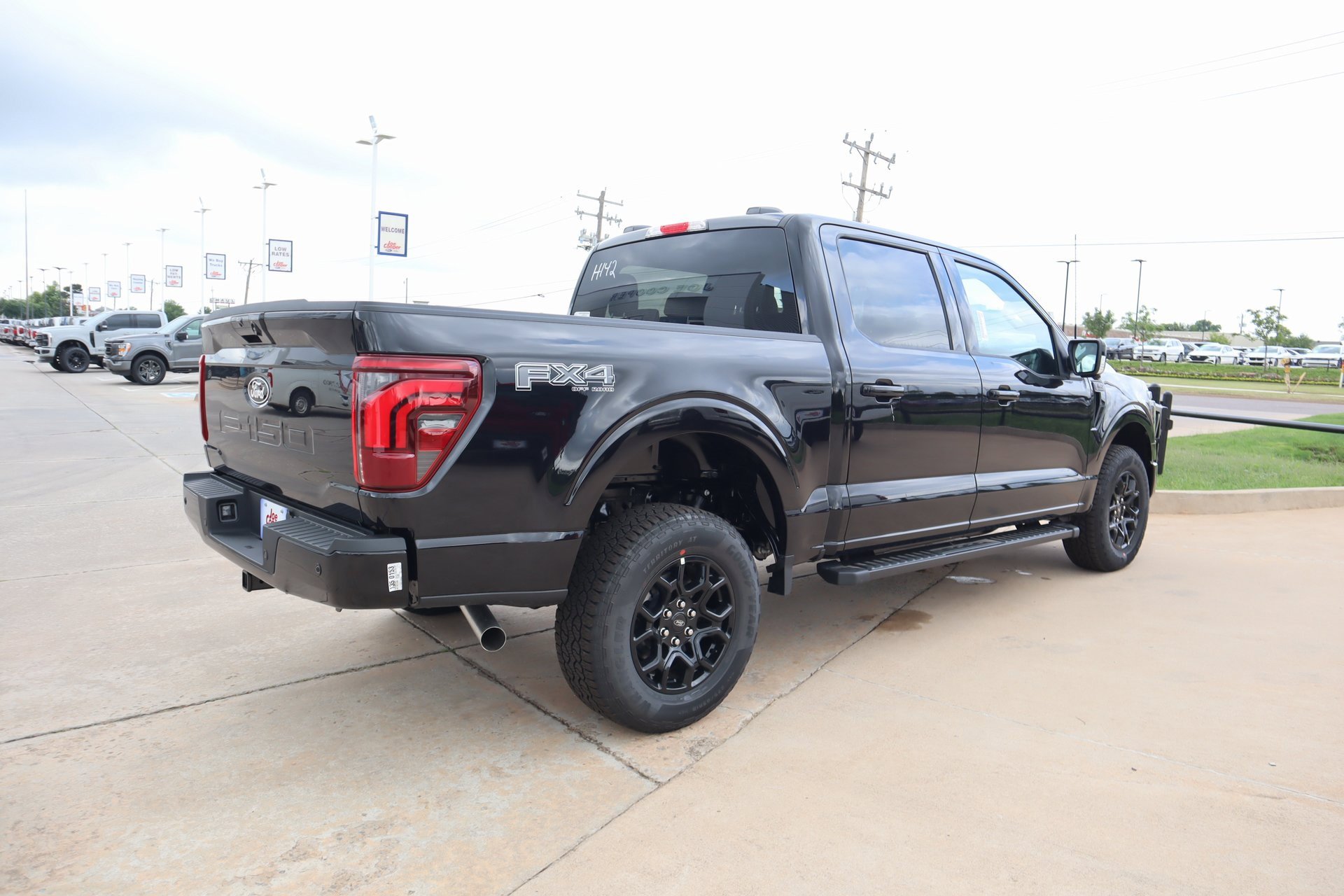 New 2025 Ford F150 Lariat w/ FX4 Off-Road Package image 22