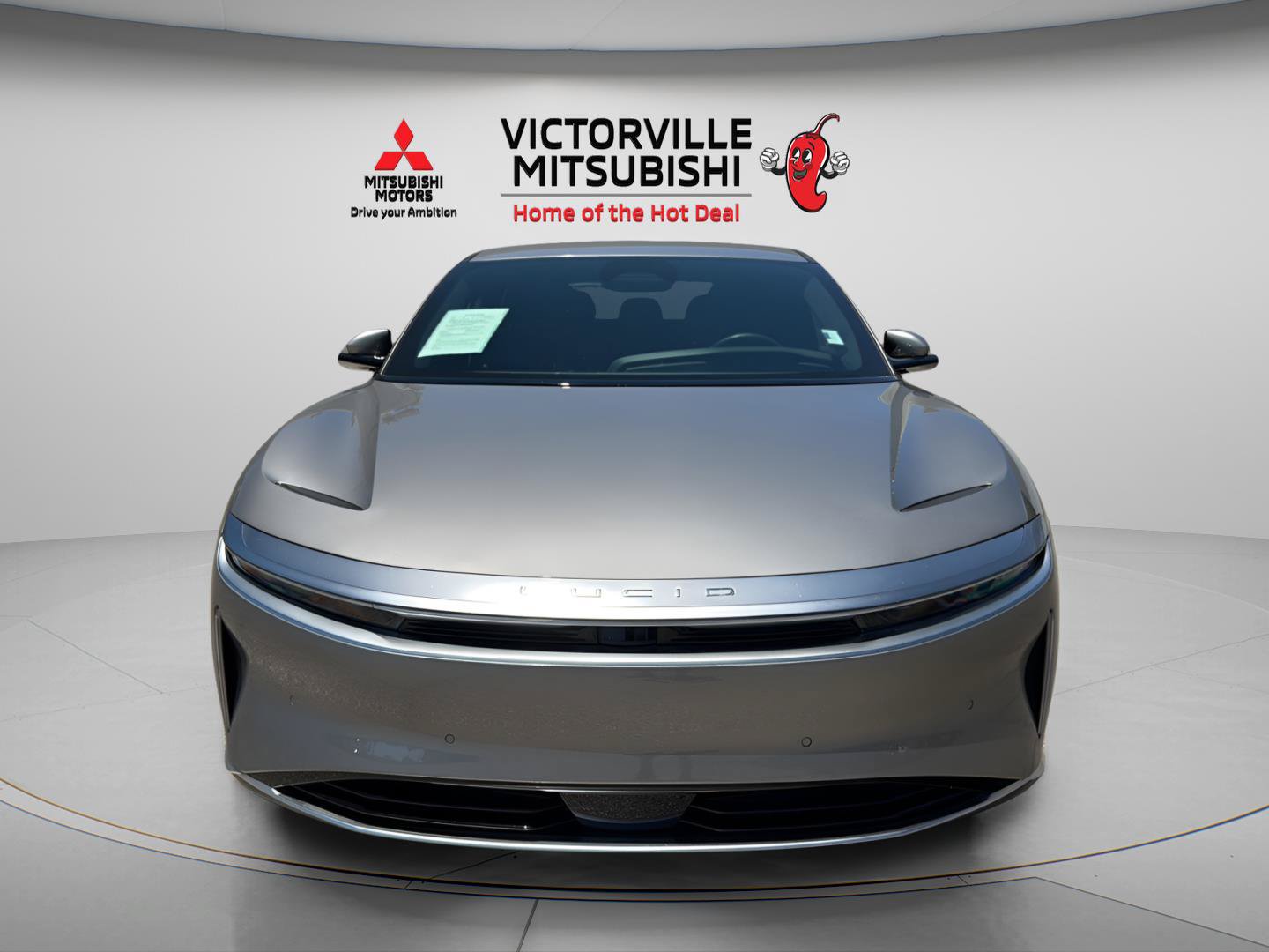 Used 2023 Lucid Air Touring AWD/4WD image 2