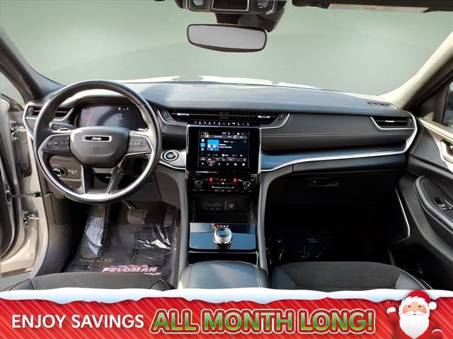 Used 2022 Jeep Grand Cherokee Altitude image 17