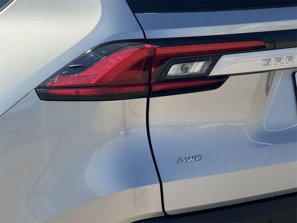 Used 2024 Toyota Grand Highlander Platinum image 10