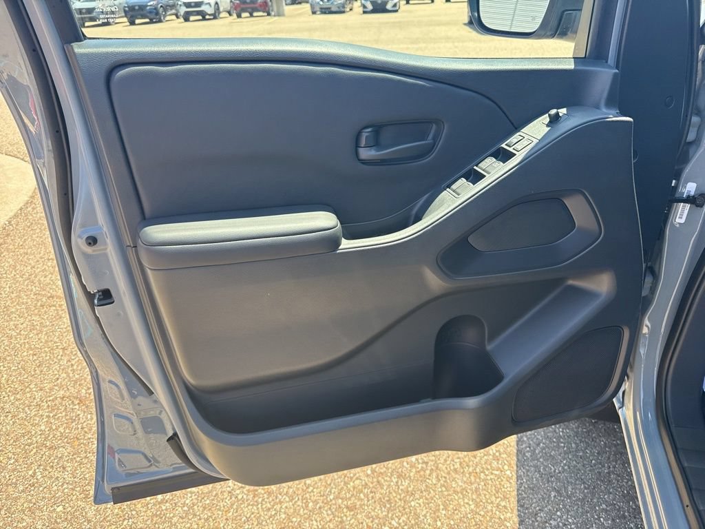 New 2026 Nissan Frontier SV AWD/4WD image 10