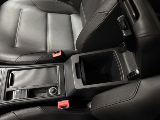 Used 2019 Volkswagen e-Golf SEL Premium image 25