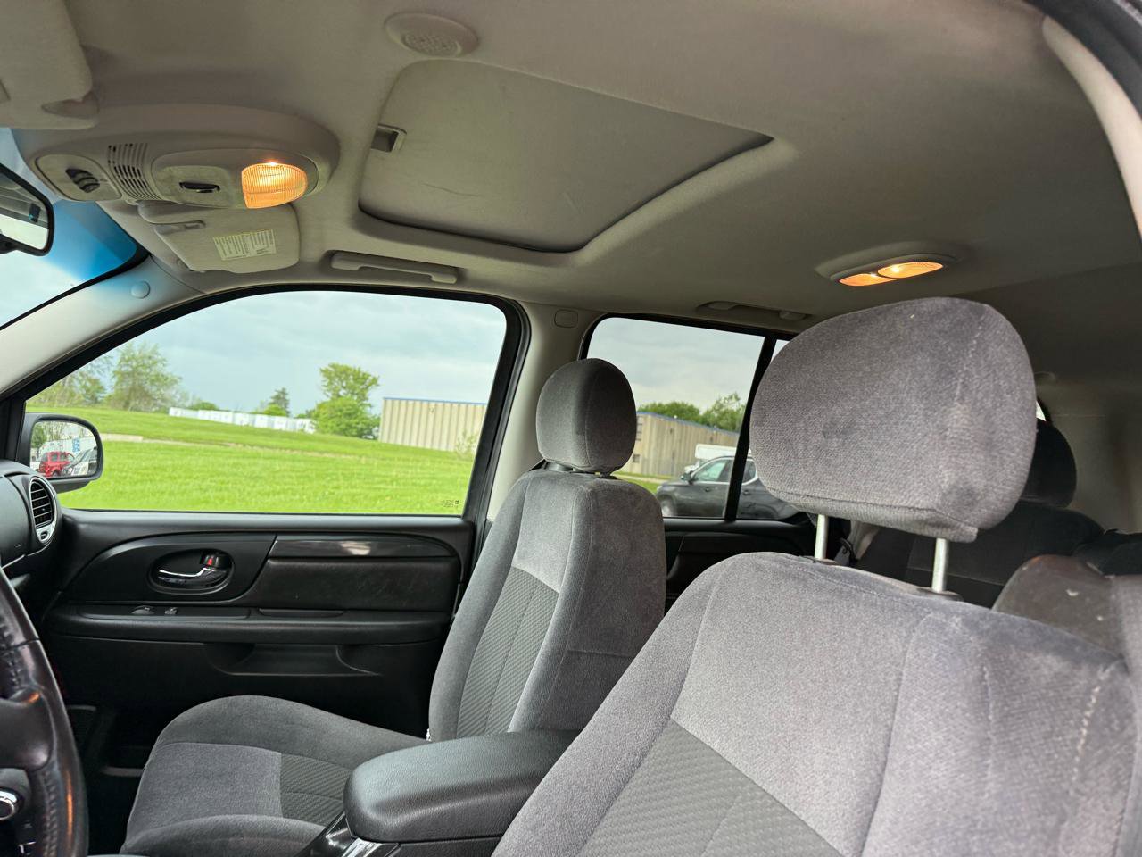 Used 2009 GMC Envoy SLE w/ Sun And Sound Package AWD/4WD image 14