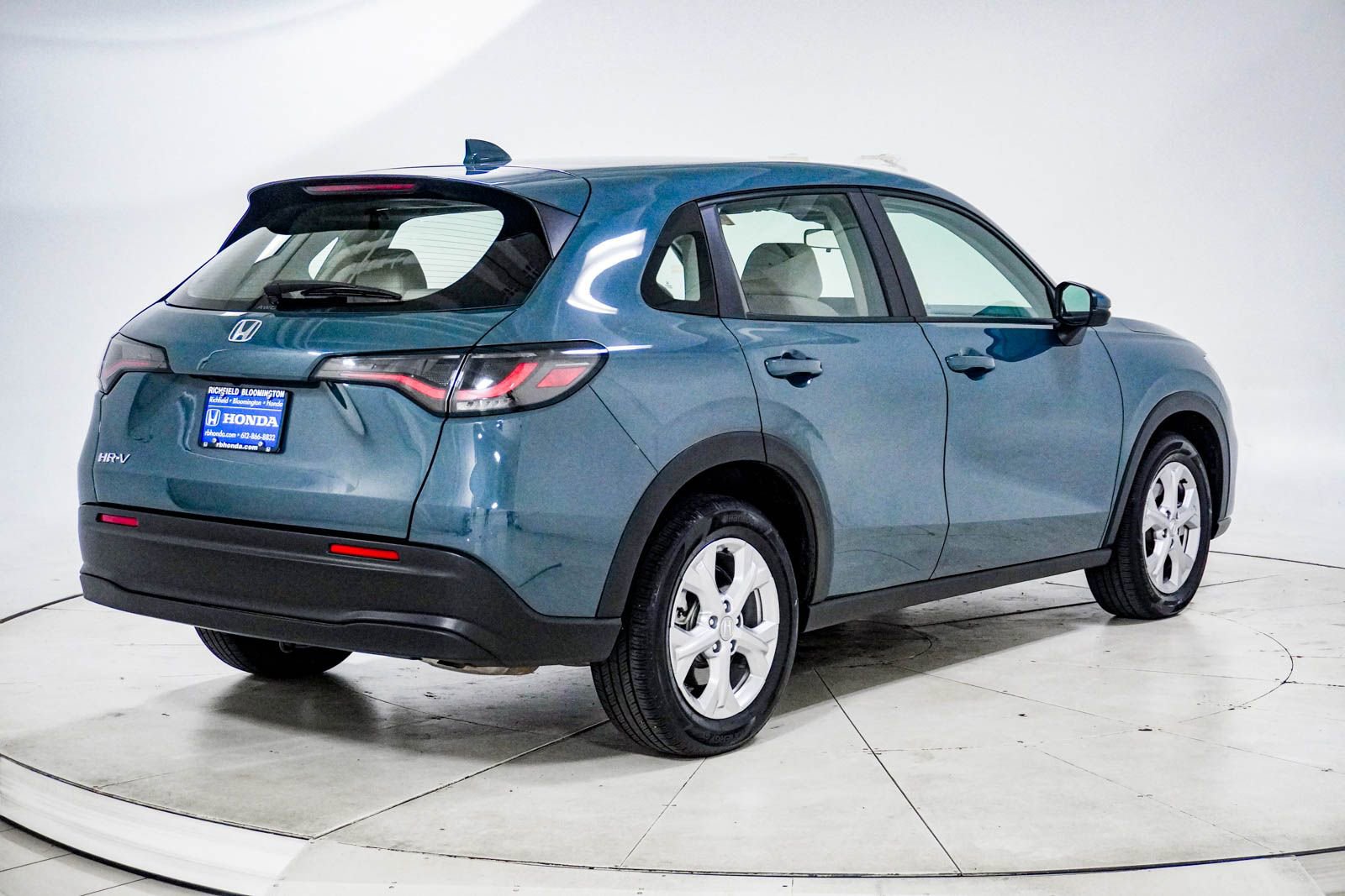 Used 2023 Honda HR-V LX image 10