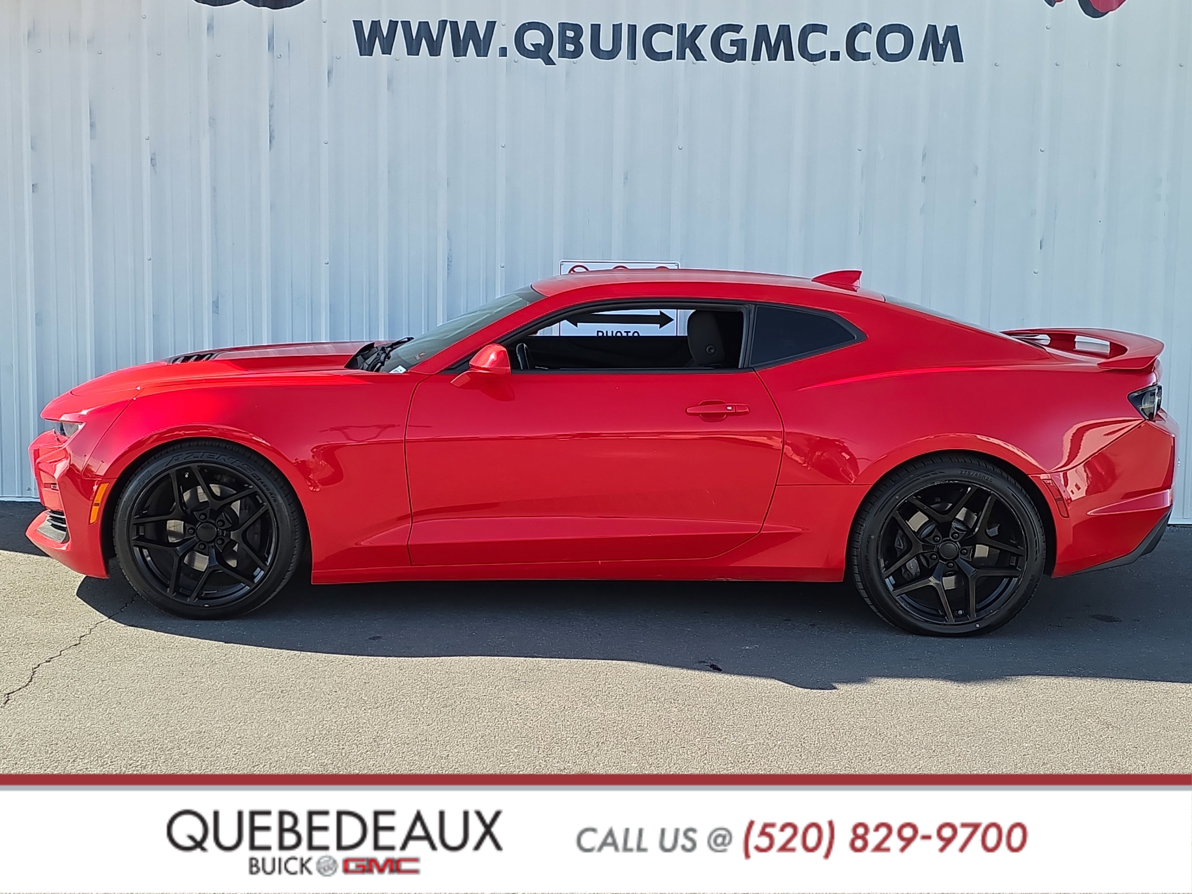 Used 2020 Chevrolet Camaro SS RWD image 4