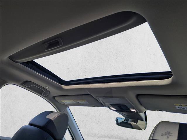 Used 2025 Honda CR-V EX-L image 18