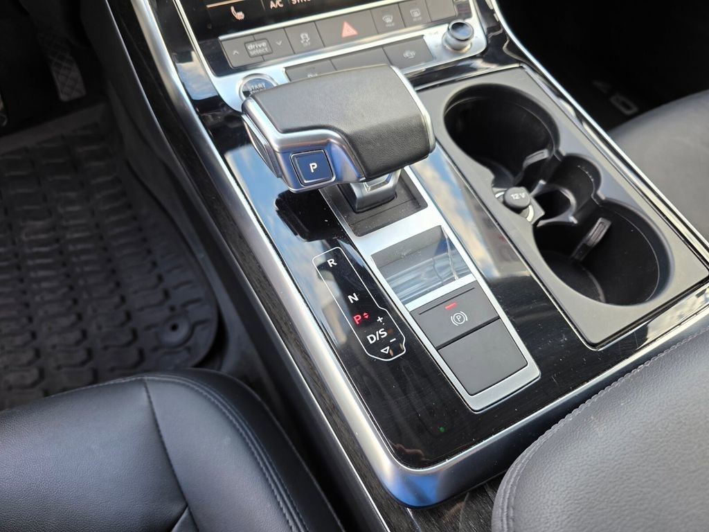 Used 2022 Audi Q7 3.0T Premium w/ Convenience Package image 24