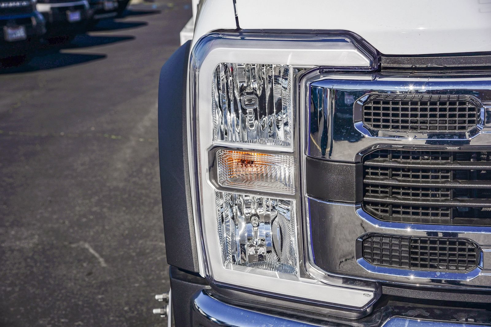 New 2026 Ford F550 4x4 Regular Cab Super Duty image 10