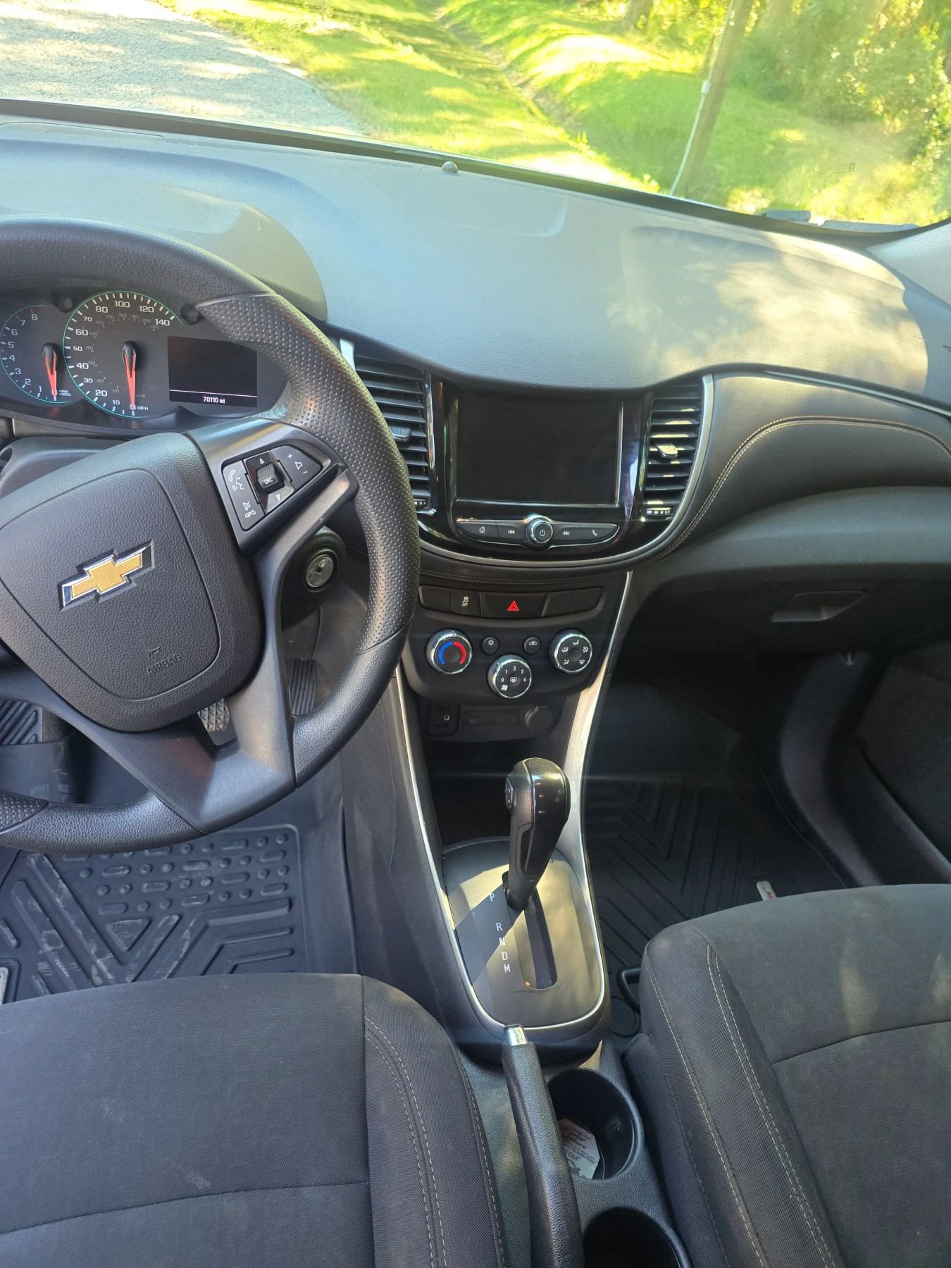 Used 2019 Chevrolet Trax LS w/ Tint and Cruise Package FWD image 16