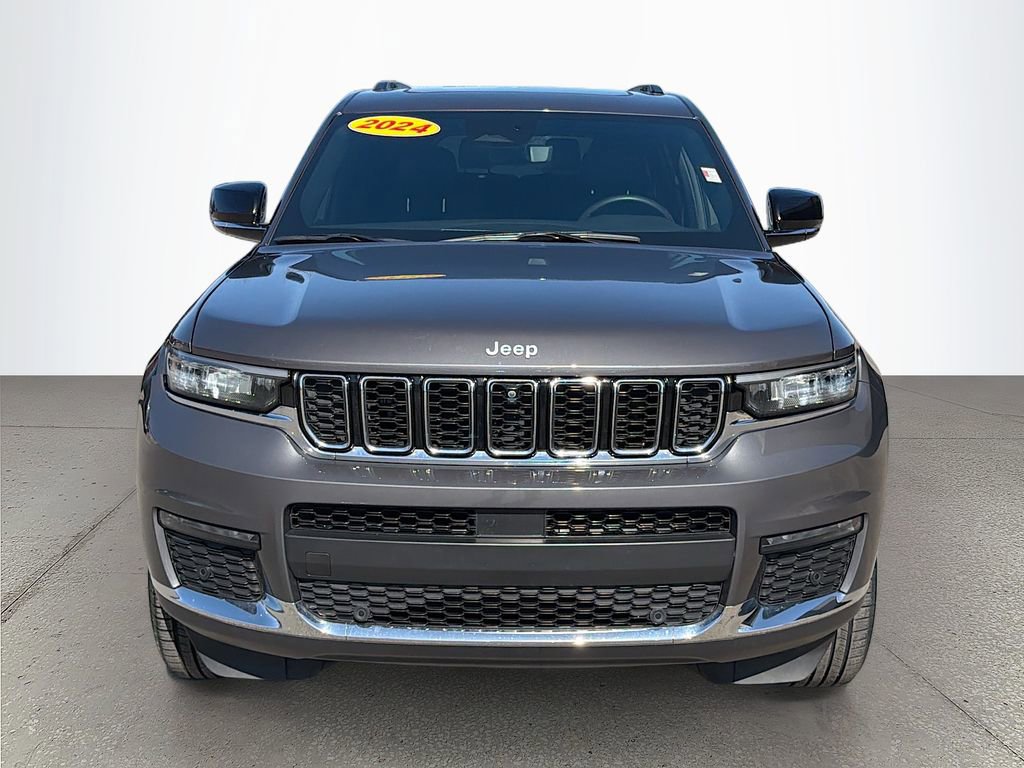 Used 2024 Jeep Grand Cherokee L Limited w/ Luxury Tech Group II image 10