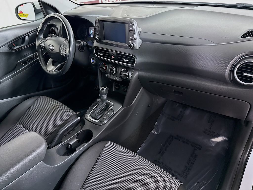 Used 2018 Hyundai Kona SEL image 30