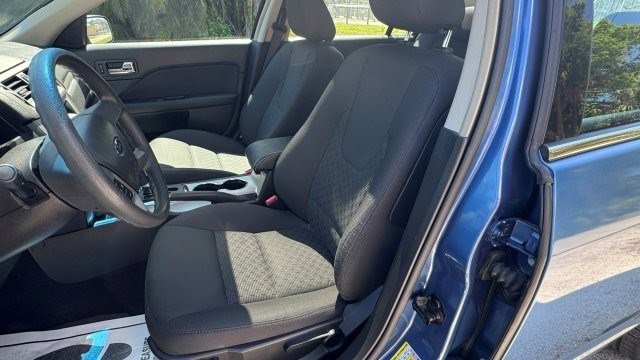 Used 2010 Ford Fusion SE FWD image 8