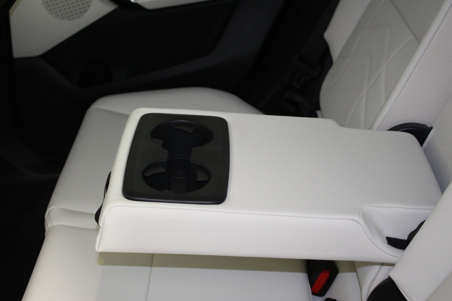 New 2026 BMW X1 xDrive28i w/ Technology Package image 24