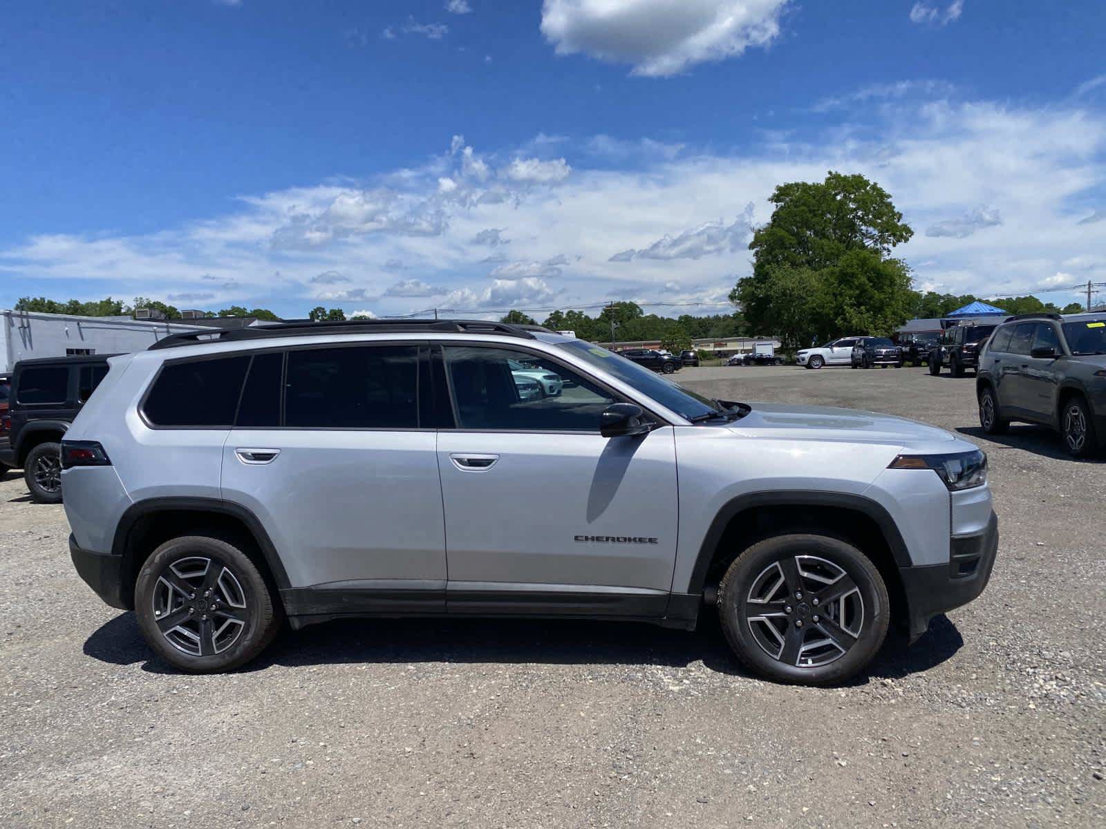 New 2026 Jeep Cherokee Limited AWD/4WD image 2