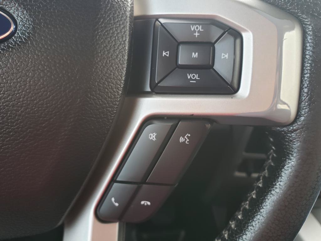Used 2016 Ford F150 Lariat w/ Equipment Group 502A Luxury AWD/4WD image 19