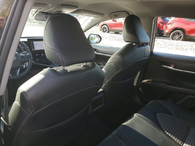 Used 2024 Toyota Camry SE FWD image 8