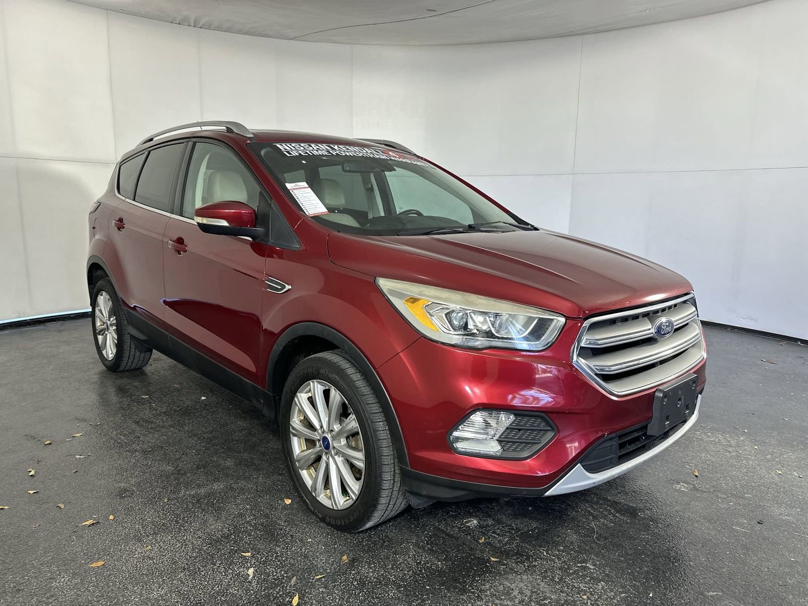 Used 2017 Ford Escape Titanium AWD/4WD image 2