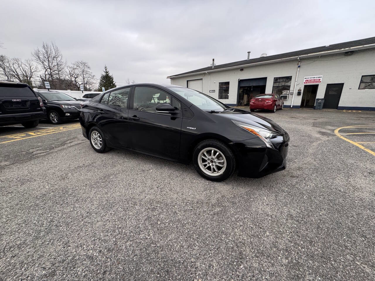 Used 2016 Toyota Prius Two image 7