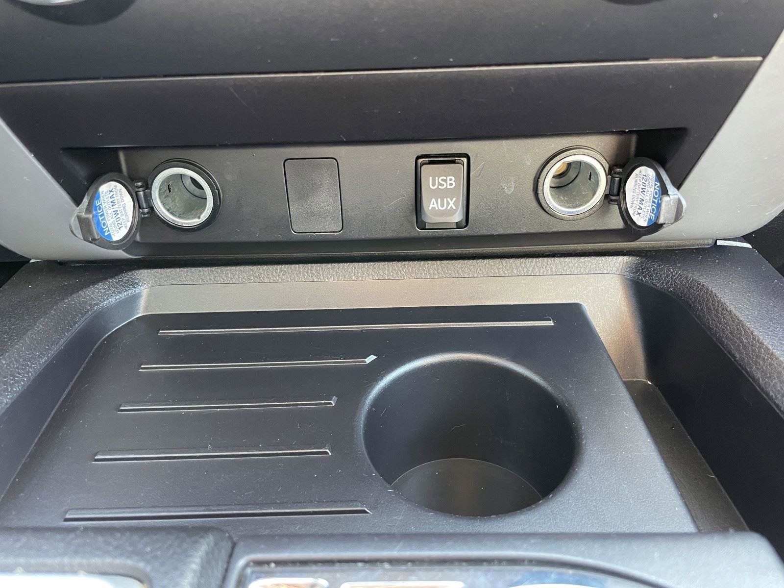 Used 2015 Toyota Tundra Limited image 22