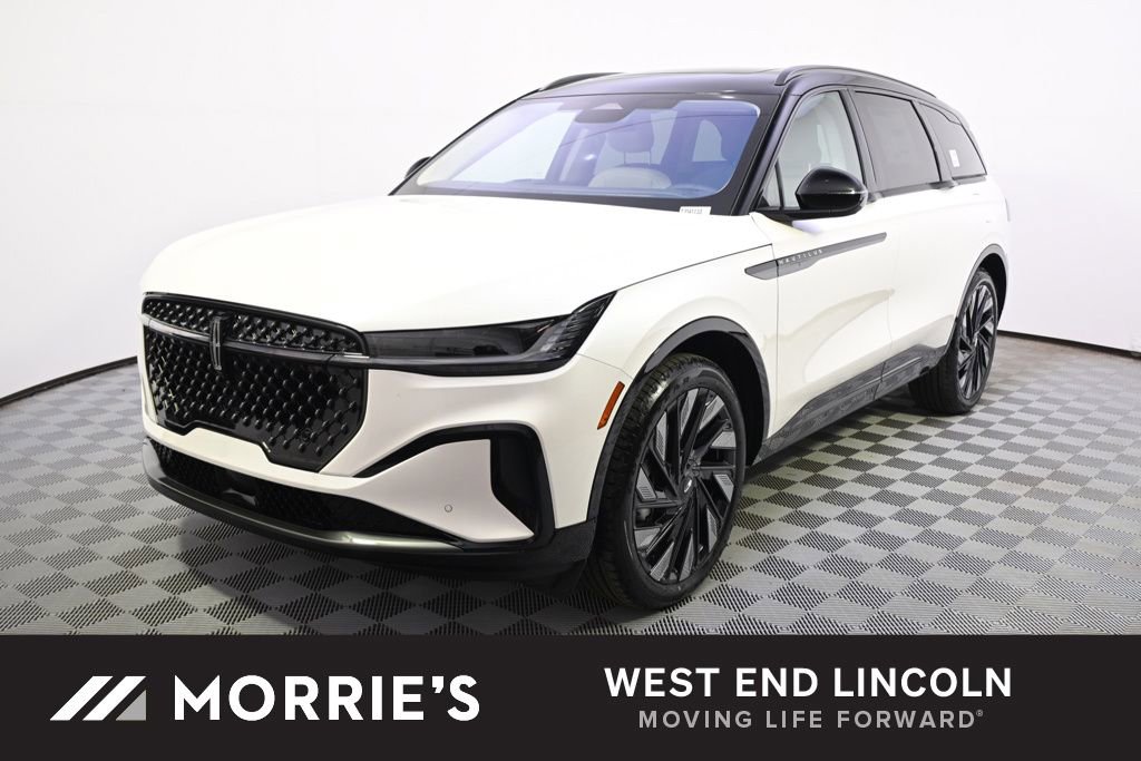 New 2026 Lincoln Nautilus Reserve w/ Jet Appearance Package image 1