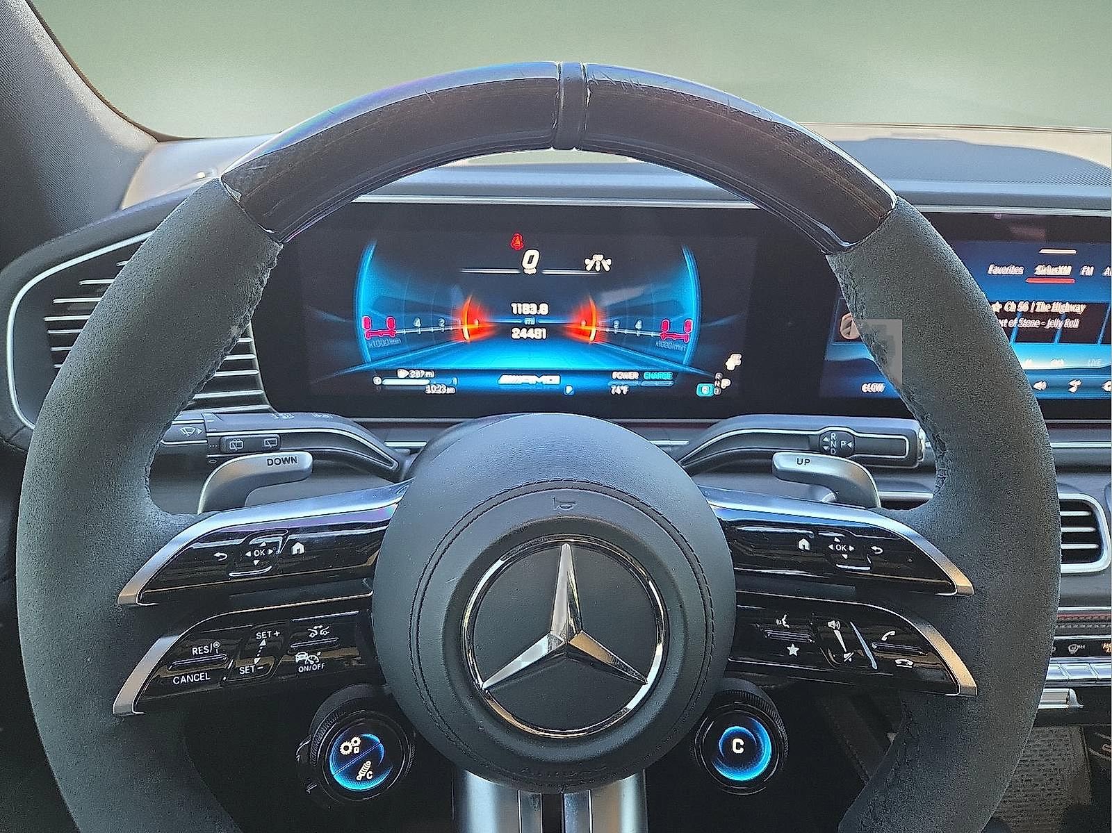 Used 2024 Mercedes-Benz GLE 53 AMG 4MATIC image 24