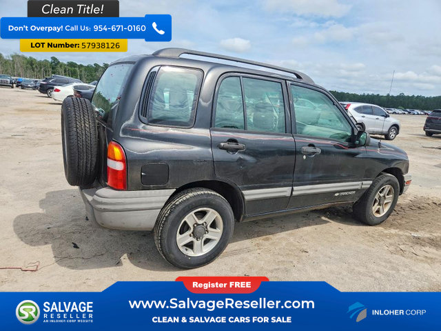 Used 2003 Chevrolet Tracker 4WD image 4