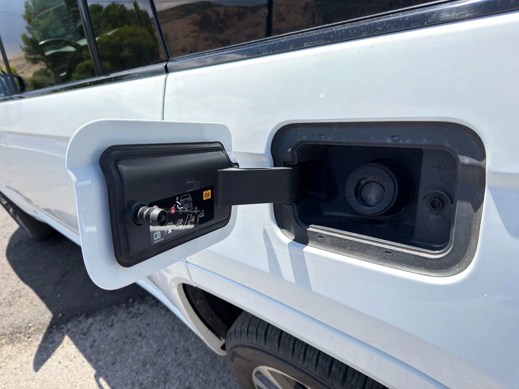 Used 2021 Jeep Grand Cherokee L Overland image 18