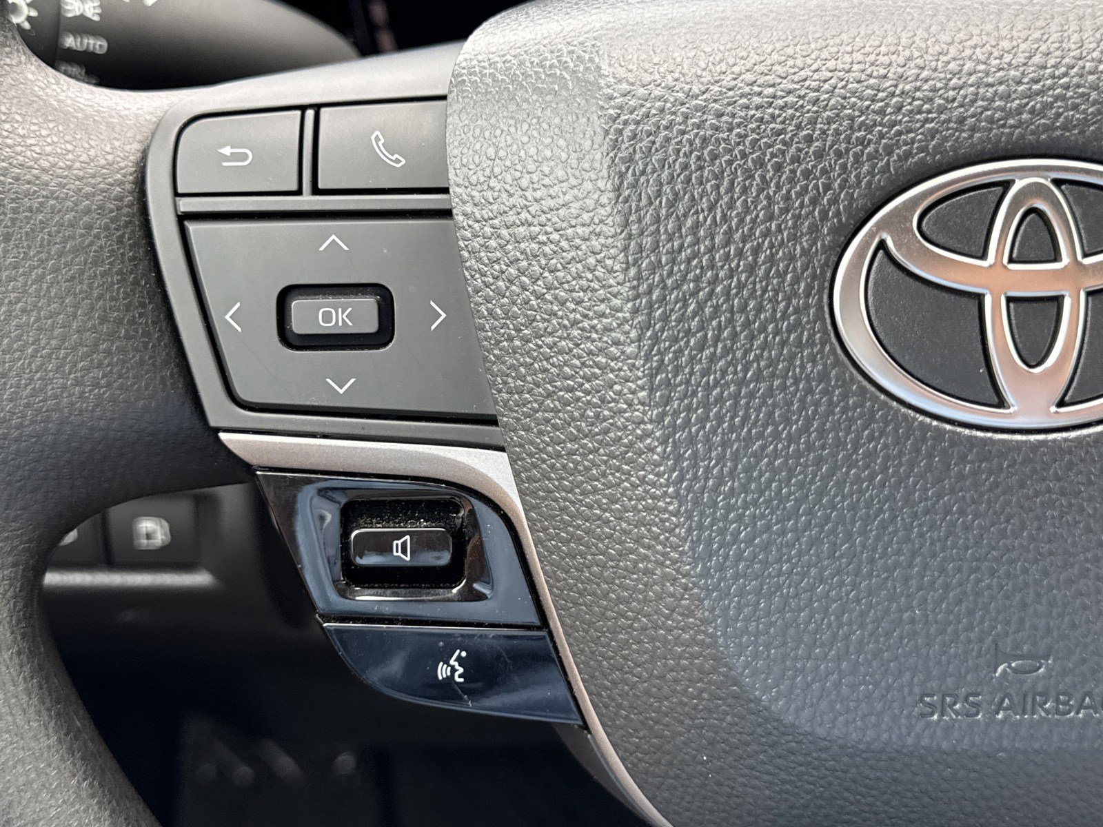 Used 2025 Toyota Camry LE FWD image 20