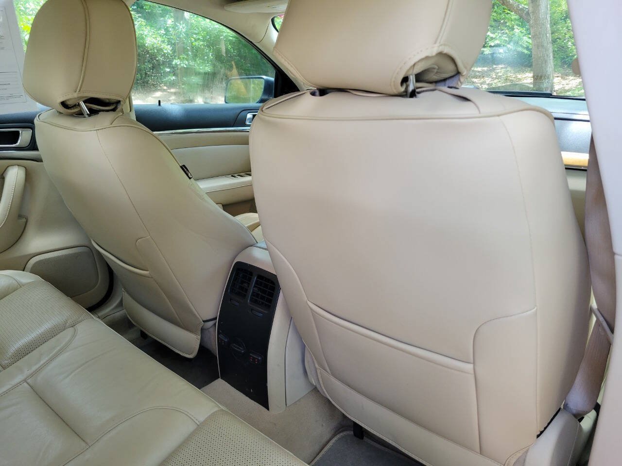 Used 2009 Lincoln MKS FWD image 12