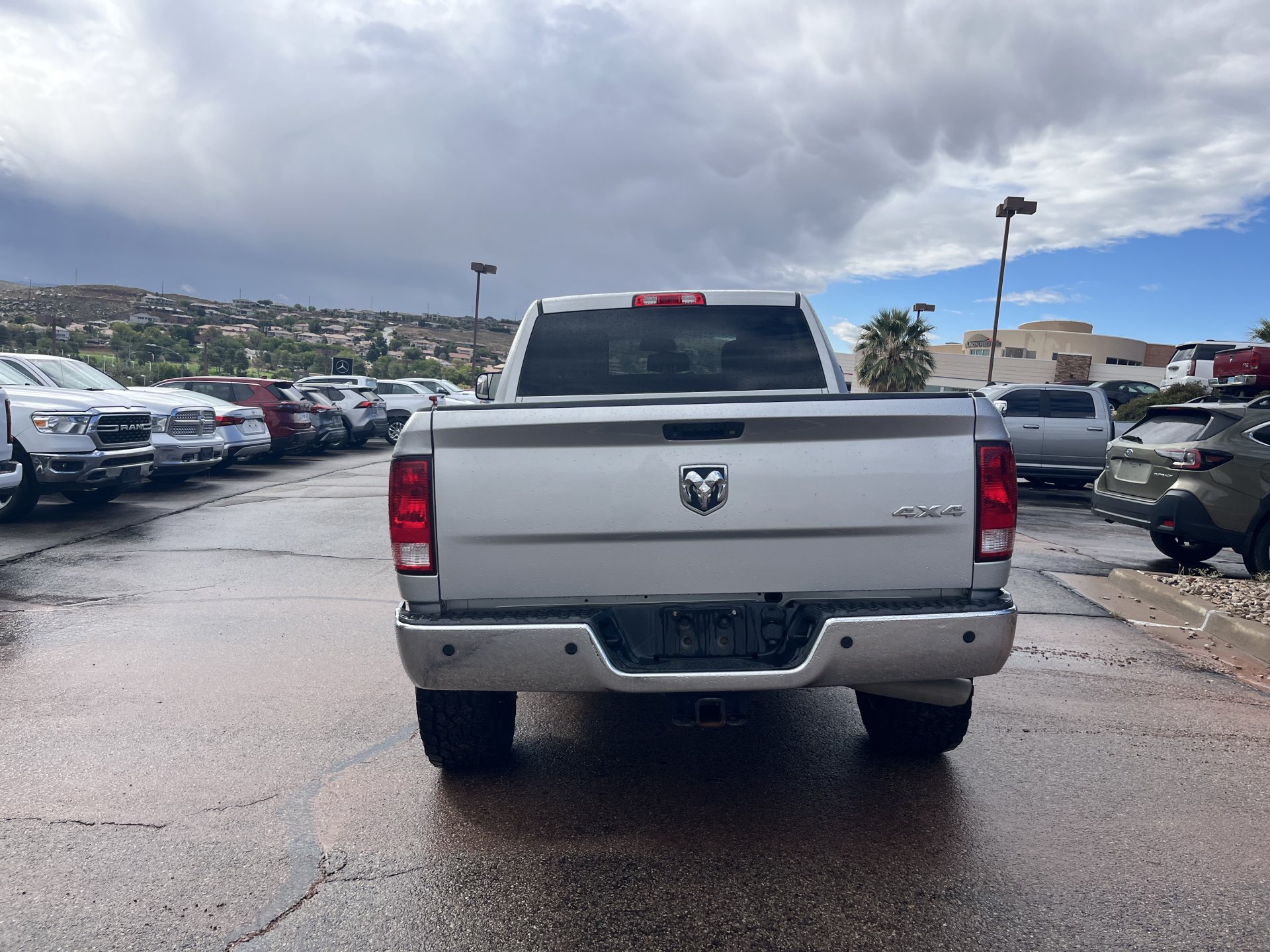 Used 2016 RAM 2500 Tradesman w/ Chrome Appearance Group AWD/4WD image 3