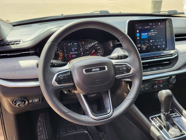 Used 2022 Jeep Compass Latitude image 4