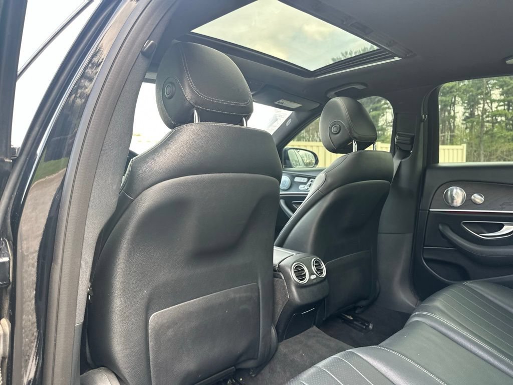 Used 2017 Mercedes-Benz E 300 4MATIC image 21