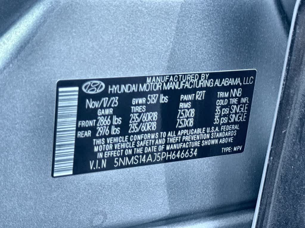 Used 2023 Hyundai Santa Fe SE FWD image 29