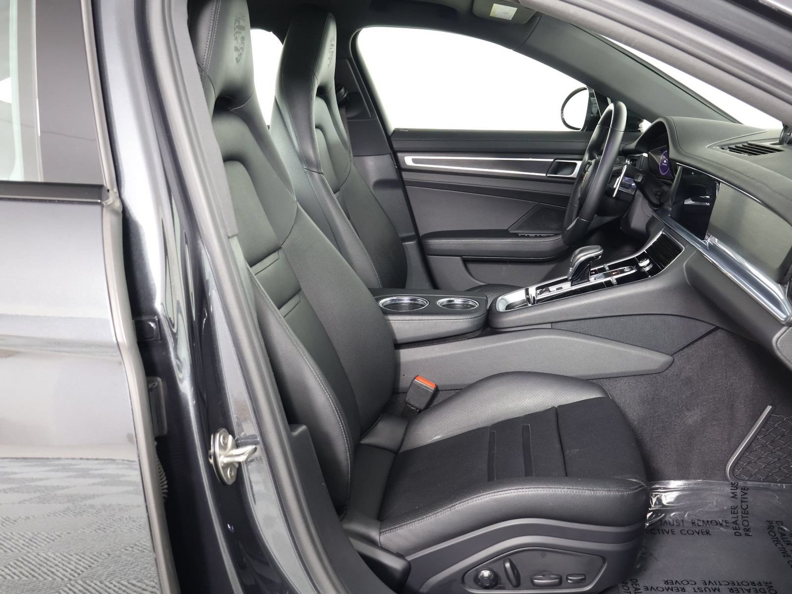 Certified 2023 Porsche Panamera Platinum Edition RWD image 31