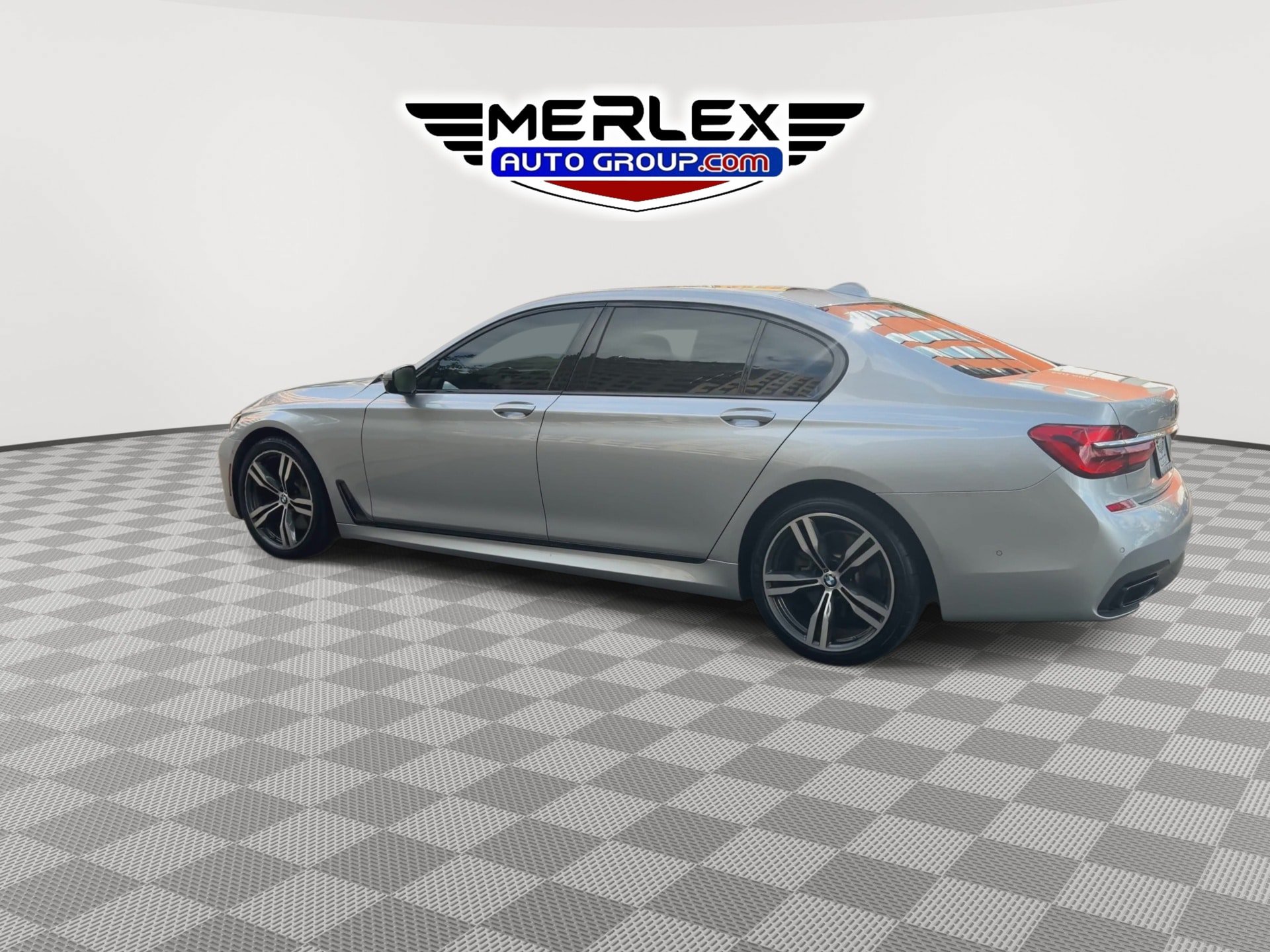 Used 2019 BMW 750i RWD image 6