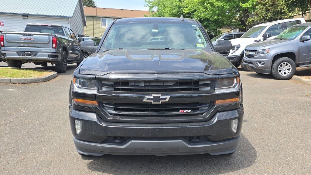 Used 2016 Chevrolet Silverado 1500 LT w/ Midnight Edition AWD/4WD image 8