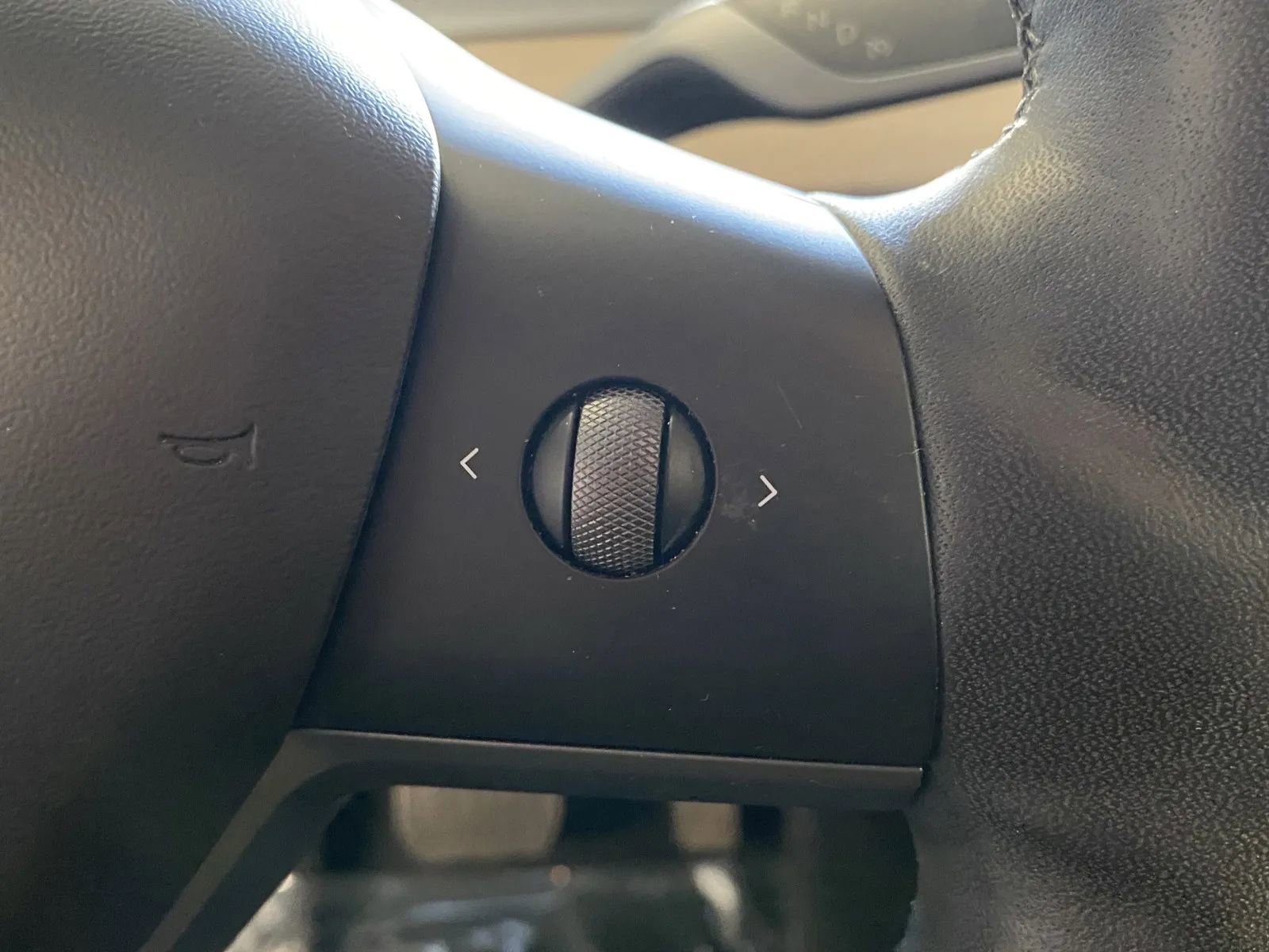 Used 2021 Tesla Model Y Long Range image 17