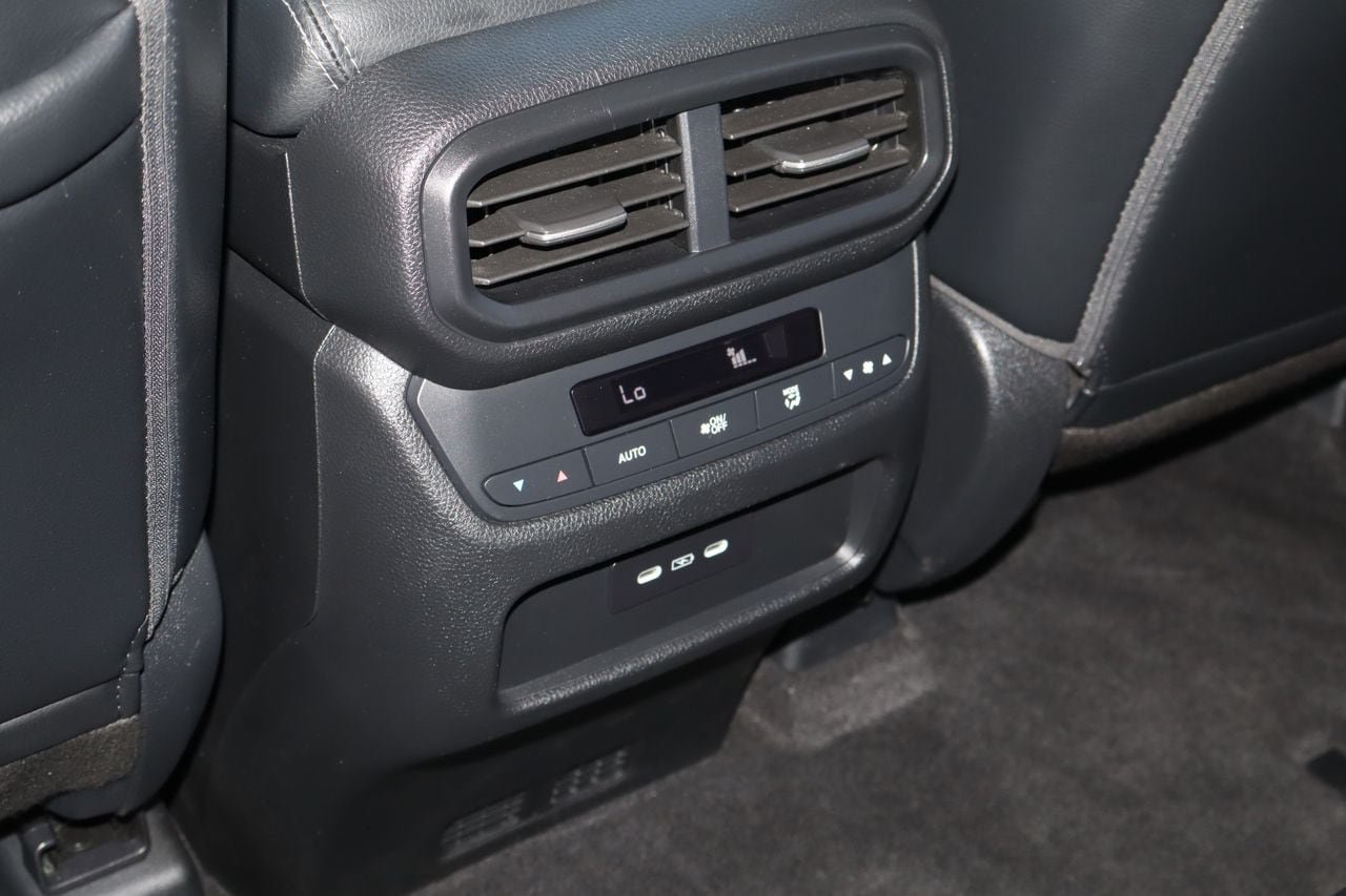Used 2025 Honda Pilot EX-L image 19