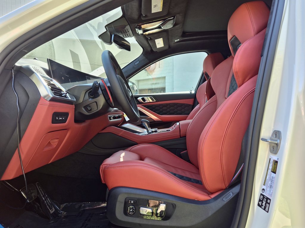 New 2025 BMW X6 M Competition w/ Executive Package image 9
