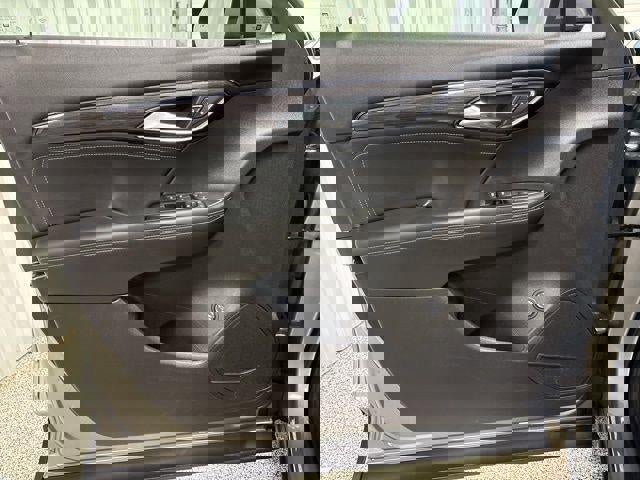 Used 2023 Buick Envision Preferred AWD/4WD image 13