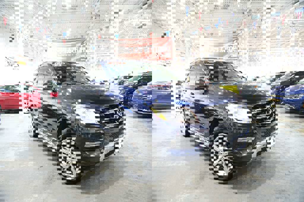 Used 2013 Mercedes-Benz ML 350 4MATIC image 2