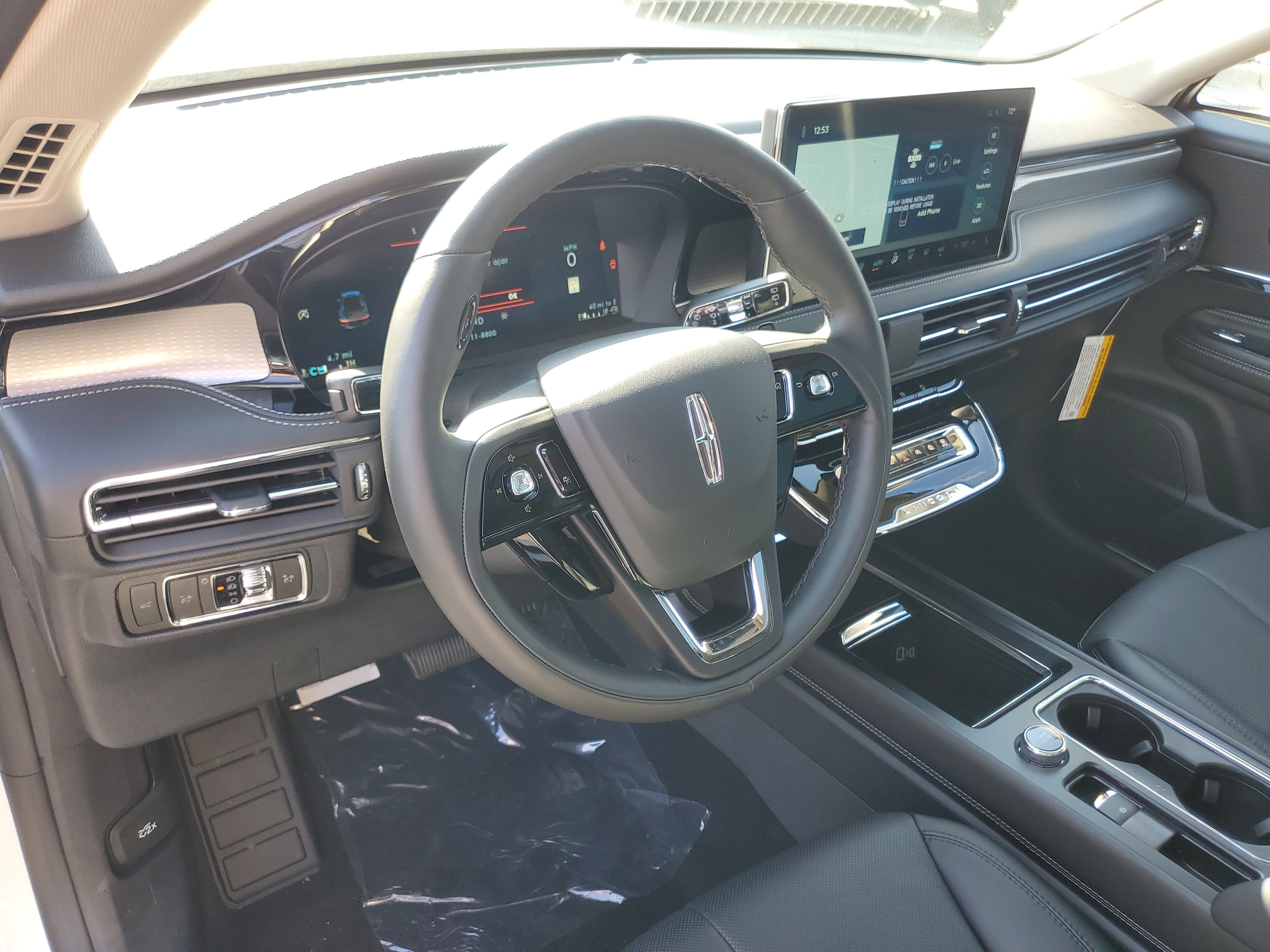 New 2026 Lincoln Corsair Reserve w/ Jet Appearance Package image 13