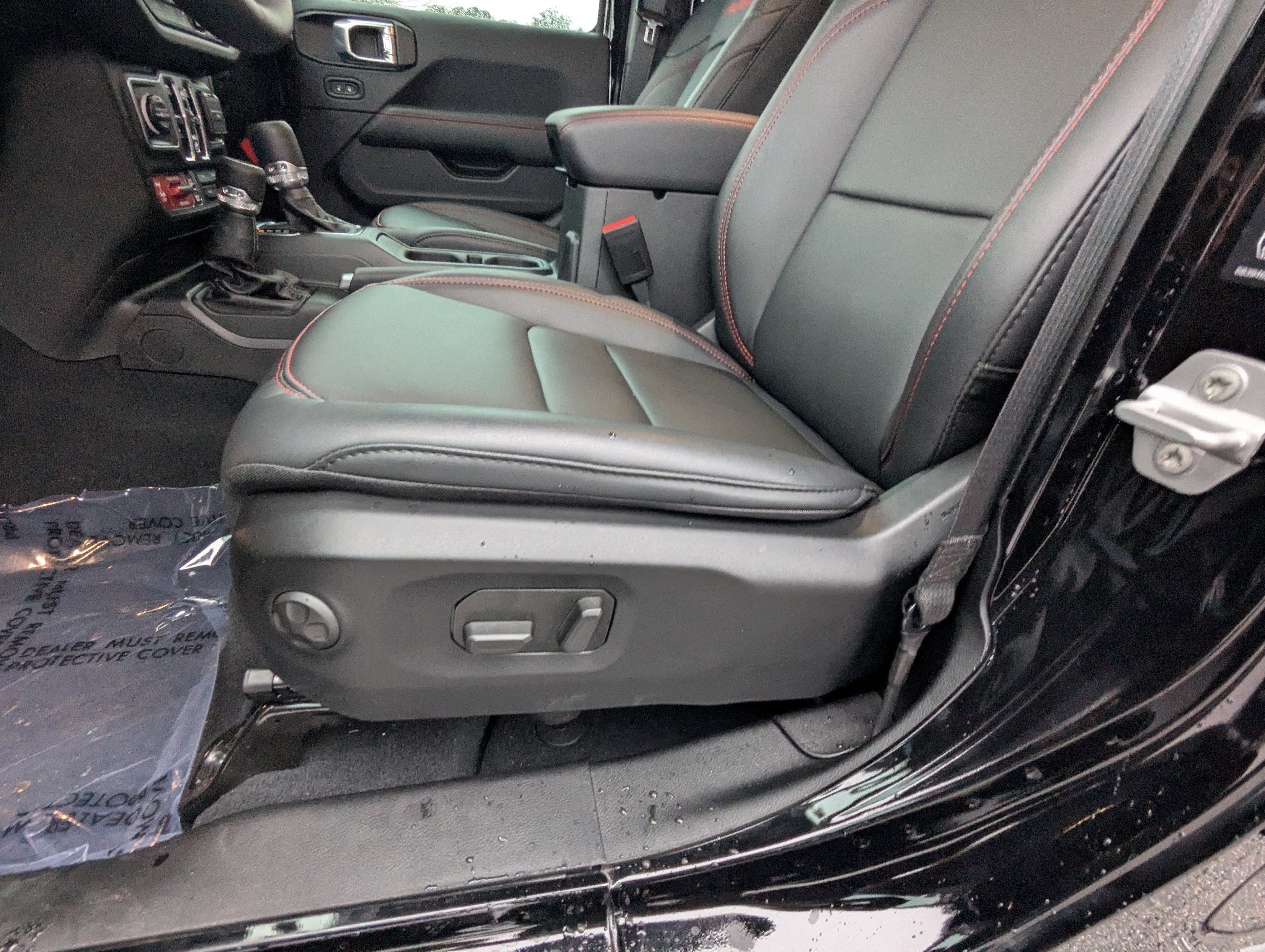 Used 2026 Jeep Wrangler Rubicon image 18